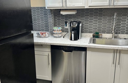 Winter Haven House | Cozy 1 bedroom home in Winter Haven perfect for your getaway.