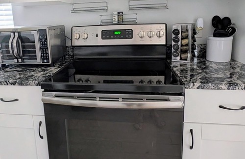 Lakeland House | Cozy 1-bedroom Home - Downtown Lakeland