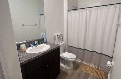 Balm House | Cozy 1BR Suite with Kitchenette