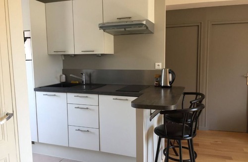 Villette Gare Apartment | Cozy 3-Bedroom Apartment in La Part-Dieu