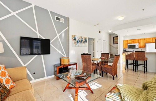 Venetian Bay Villages Condo | Cozy 4BR Family Villa | Community Amenities- Pool & Playground
