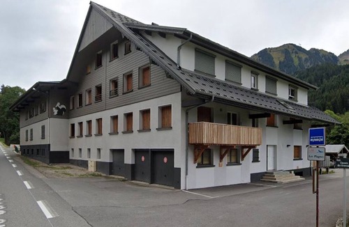La Chapelle-d'Abondance Apartment | Cozy apartment with terrace, private parking