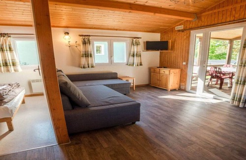 Meolans-Revel Ski Chalet | Cozy chalet, pets welcome - 2 guests