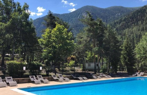 Meolans-Revel Ski Chalet | Cozy chalet pets welcome - 2 guests