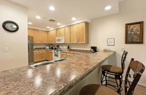West Kissimmee Condo | Cozy condo just 11 minutes drive to Walt Disney World® Resort