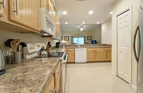 West Kissimmee Condo | Cozy condo just 11 minutes drive to Walt Disney World® Resort