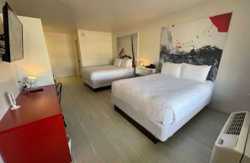 Kissimmee Hotel | Cozy hotel with Super location near Disney