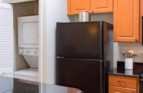 Florida Center Resort | Cozy Resort in Orlando -Near Universal Studios/Epic Universe/Disney World