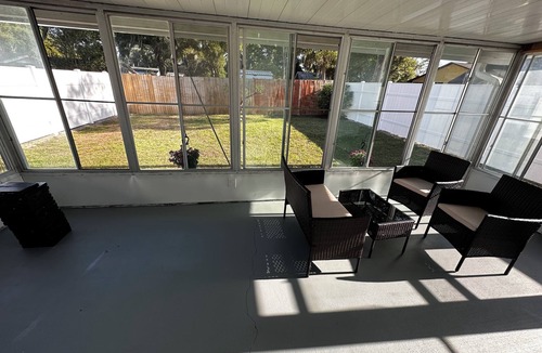 Downtown Zephyrhills Apartment | Cozy Retreat near Downtown Zephyrhills