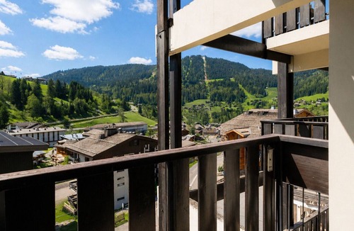 La Clusaz Apartment | Cozy studio for 3 guests, near slopes and shops