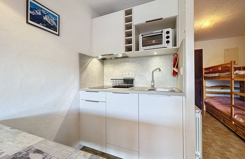 Combloux Apartment | Cozy Studio for 4 near Ski Slopes in Combloux with Balcony and Private Tennis Court!