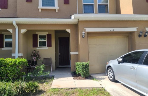 Kissimmee House | Cozy Townhouse Near Disney - Compass Bay