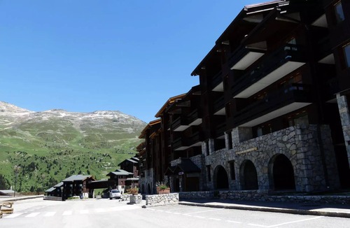 Meribel-Mottaret Apartment | Creux De L Ours A Residence - 2 PARTS INDEPENDENTLY SITTING WITH PIST AND TRADE ITEMS