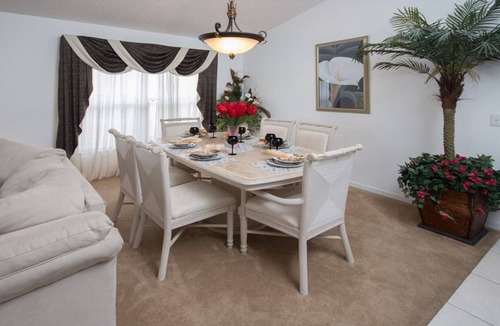Seasons House | Cristine's Seasons Vacation Home