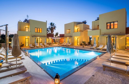 Maleme Villa | Daphnis Villas, 2 Villas, Sleep 12, Heated Pool, 200m From The Beach, Sea View
