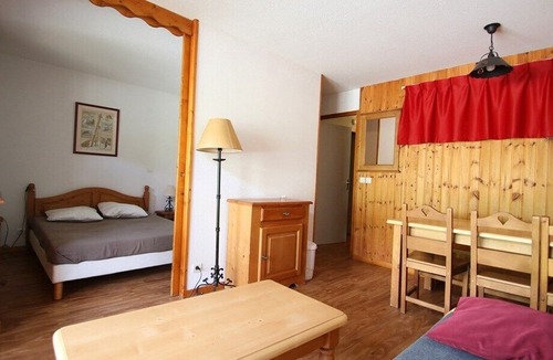 Puy-Saint-Vincent Apartment | DBA327 - APPT 1 CHAMBRE + CABINE - BALCON - 6 PERSONNES
