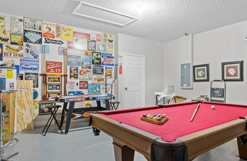 Sunset Ridge House | DELIGHTFUL IN DAVENPORT! CLOSE TO EVERYTHING!!