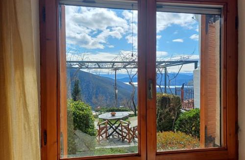 Delfoi Apartment | Delphi Sunset Apartment