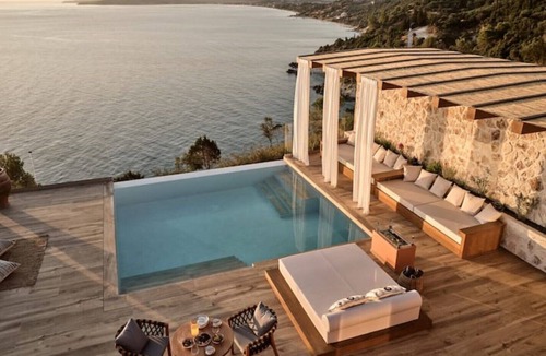 Elation Villa | Deluxe Panorama Suite with Private Infinity Pool and Grande Terrace