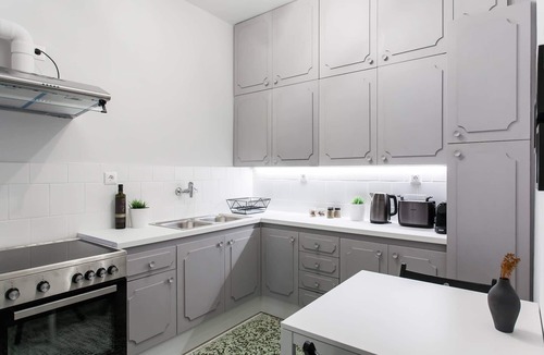 Pangrati Apartment | Deluxe & Stylish 2 BD Apartment in Pangrati