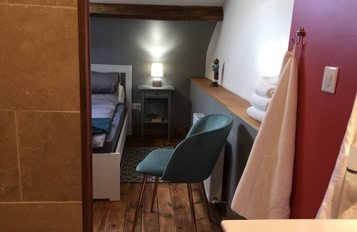 Saint-Pierre-de-Fursac Bed & Breakfast | Deluxe Suite in the Heart of the French Countryside