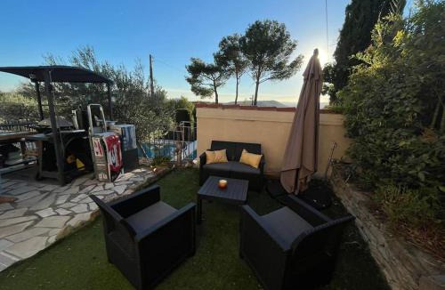 Le Castellet Apartment | Dependance neuve entre mer et nature, climatisée avec vue