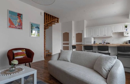 Quartier de France Apartment | Design duplex apartment