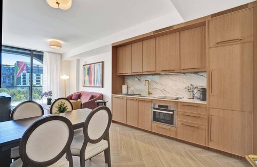 Wynwood Art District Apartment | Designer Wynwood Suite - Balcony & Rooftop Pool