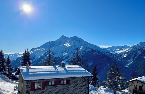 La Rosiere Ski Chalet | Detached 5-bedroom family chalet in La Rosière-Centre.