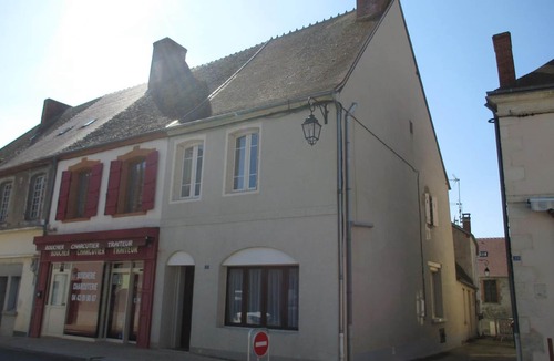 Huriel Cottage | Detached house in Huriel with Wifi