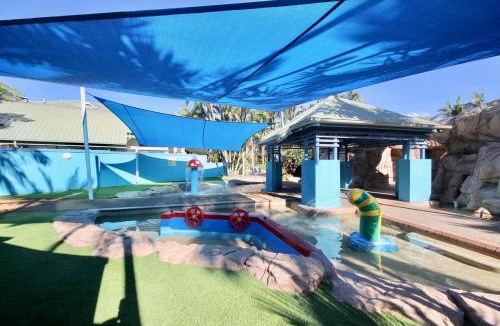 Mermaid Beach Apartment | Diamond Beach Resort, Poolside Villa #40