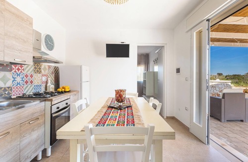 Padula Fede Apartment | Dimora Le Frasche - Trilo 2 by BarbarHouse