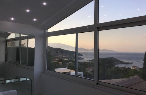 Varvara Villa | Dion Villa - Pool & Jacuzzi - Sleeps 4 - Zakynthos