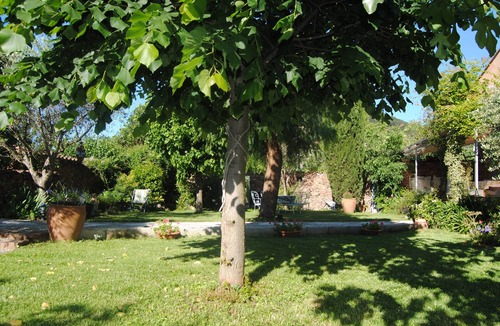 Sollies Pont House | Discover the charm of Provence in this magnificent family home.