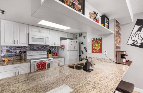 Chatham Park Condo | Disney Escape Charming 3-bedroom condo with AC, WiFi in Kissimmee pet friendly!