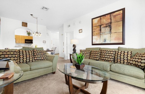 Windsor Hills Condo | Disney Wonder-Beautiful 2 bed Windsor Hills condo, just 1.5 miles from WDW!