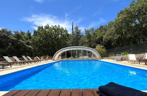 Flassans-sur-Issole Villa | Domaine de l'Issole, 4 stars - Stunning Provencal estate for 18 -24p, with pool