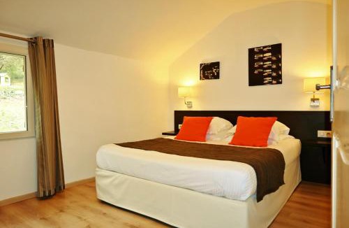Flassans-sur-Issole Hotel | Domaine du Lac - Teritoria