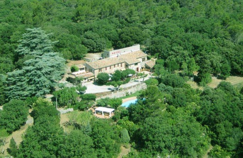 Flassans-sur-Issole Hotel | Domaine du Lac
