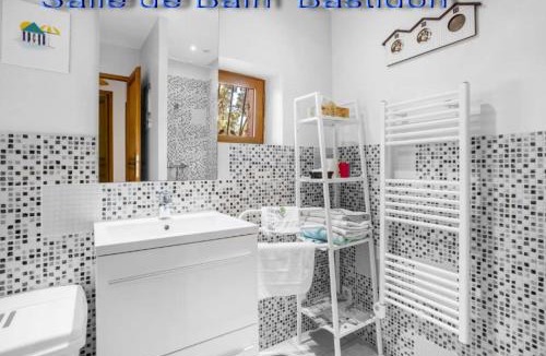Taradeau Bed & Breakfast | Domaine L'Helion