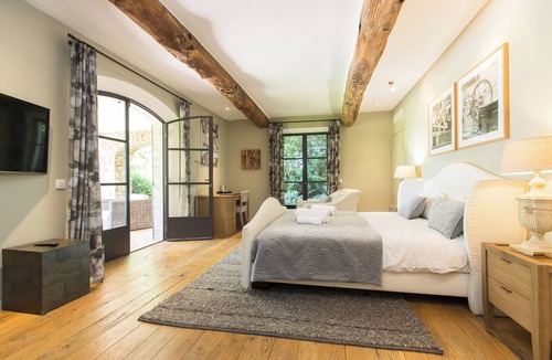 Cote d'Azur- French Riviera Bed & Breakfast | Domaine Les Mésanges