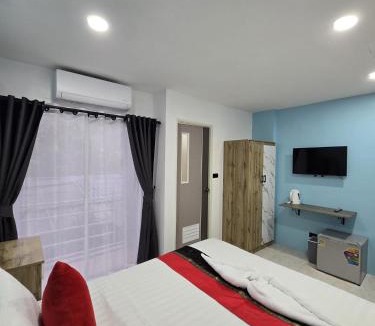 Patong Hotel | DreamNest Patong Hotel, Patong Beach