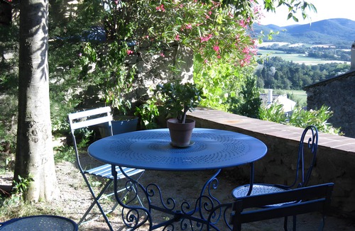 La Begude-de-Mazenc Apartment | 'Du Bas' Apartment with Mountain View, Private Garden and Wi-Fi