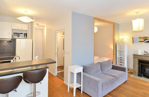 Voltaire - Saint Amour Apartment | Duguesclin - Appart'Ambiance