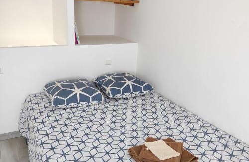 Aubenas Apartment | Duplex 24m2 classé 2 étoiles à 2km d'Aubenas