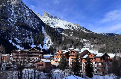 Pralognan-la-Vanoise Apartment | Duplex 4 Rooms+Mezzanine, 10 People, Close to Cable Car & Shops