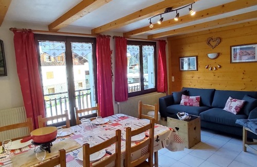 La Giettaz House | Duplex apartment in the heart of La Giettaz village
