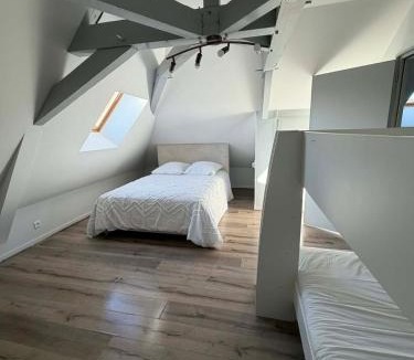 Saint-Pourcain-sur-Besbre Apartment | Duplex premium avec terrasse à 5 min Le Pal