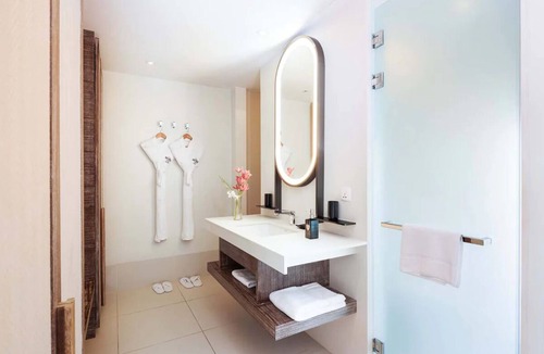 Farukolhufushi Island Hotel | Duplex in Hard Rock Maldives, Silver Family Suite, Direct Beach Access