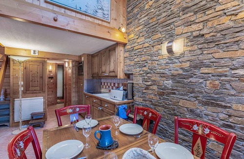 Meribel Village Apartment | Duplex with fireplace, near slopes and village, spa included